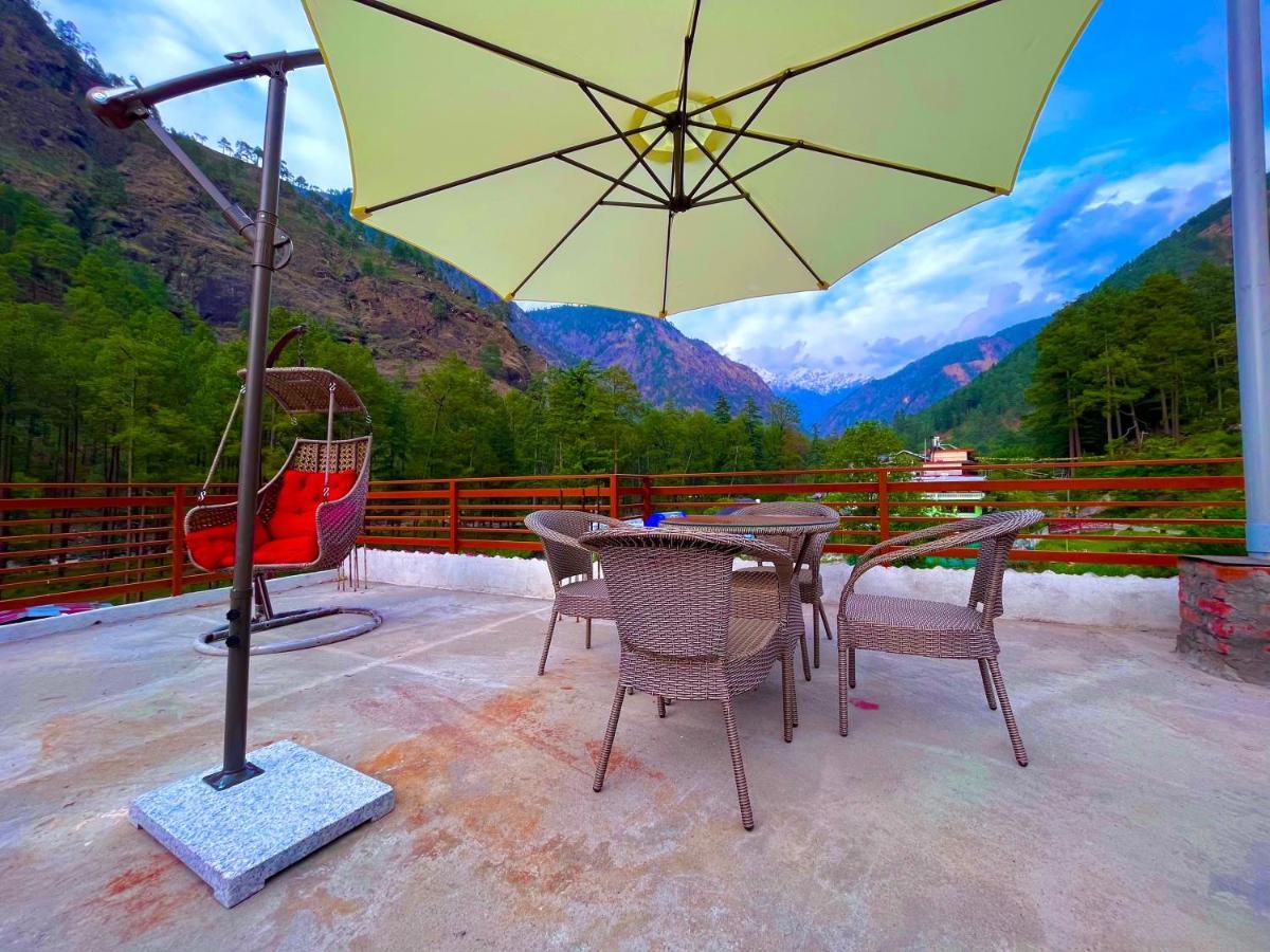 Hotel Winterline, Kasol Bagian luar foto